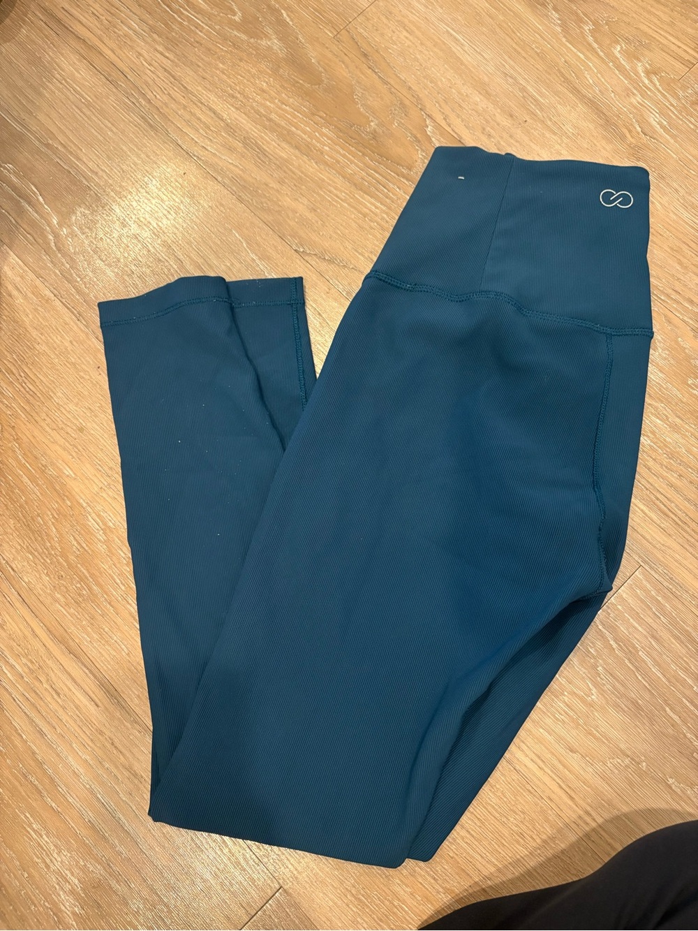 High-Rise Teal Leggings with Subtle Logo